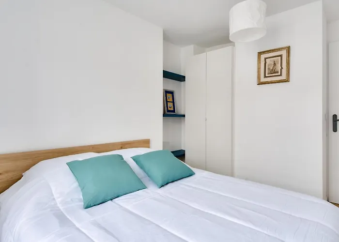 500m De La - Maison 6 Adultes & 1 Enfant بارْباتْرْ