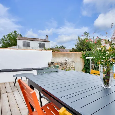 500m De La - Maison 6 Adultes & 1 Enfant * Barbâtre